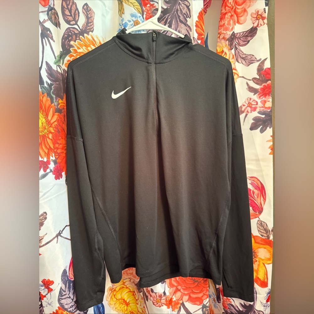 Nike Running Dri-FIT Women’s Long Sleeve Running Top - Picture 4 of 7